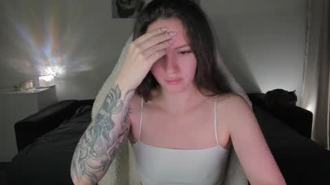 sonia_moon_ online show from September 21, 2025, 2:24 am