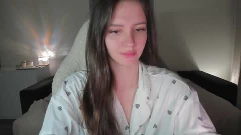 sonia_moon_ online show from September 24, 2025, 2:48 am