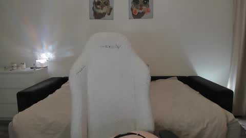 sonia_moon_ online show from October 2, 2025, 2:29 am