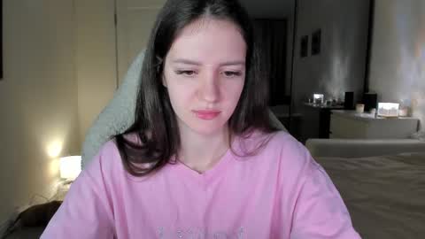 sonia_moon_ online show from October 10, 2025, 2:54 am