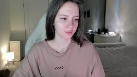 sonia_moon_ online show from October 12, 2025, 2:32 am