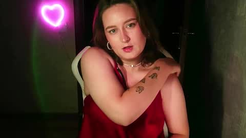 OksiFels online show from September 9, 2025, 9:47 pm