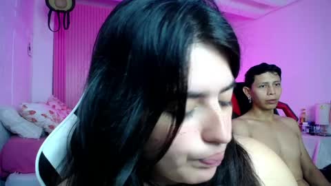 sonic_jess07 online show from April 10, 2026, 9:25 am