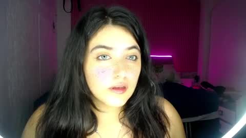 sonic_jess07 online show from May 15, 2026, 2:24 pm