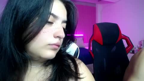 sonic_jess07 online show from May 17, 2026, 2:13 pm