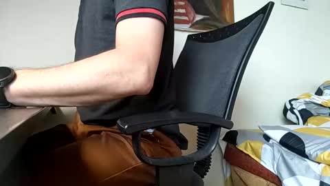 sonicegay online show from June 10, 2026, 9:41 am