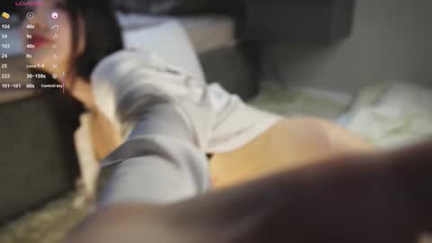 Snapshot of sonisins chatting on October 18, 2025, 4:15 am sonisins online show from October 18, 2025, 4:15 am