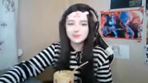 Mila online show from April 7, 2026, 3:12 pm