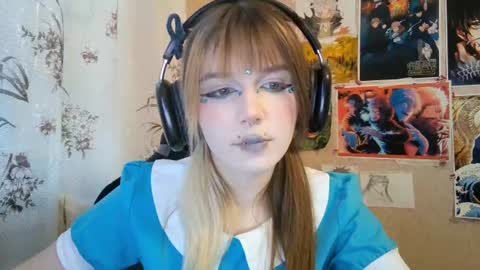 Snapshot of sonwosick chatting on July 1, 2026, 2:18 pm Mila online show from July 1, 2026, 2:18 pm