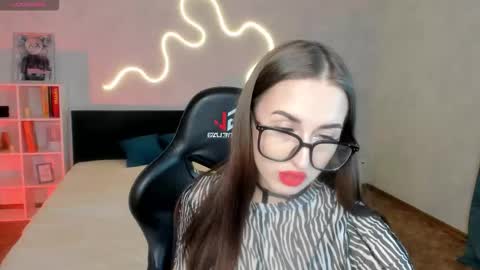 sony_mayy online show from October 16, 2025, 1:39 am