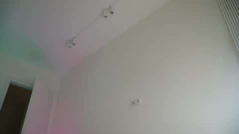 Sofia  online show from October 7, 2025, 4:09 am