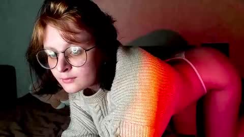Snapshot of sonya_mikki chatting on September 9, 2025, 4:06 pm Sonya online show from September 9, 2025, 4:06 pm