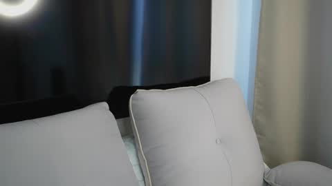 Eva 3 online show from October 2, 2025, 9:27 am