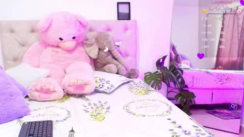 sofi online show from October 9, 2025, 8:51 pm