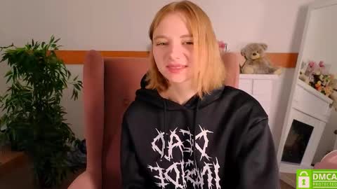 Litta online show from November 1, 2025, 11:07 pm