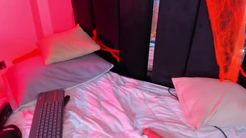 Snapshot of soophiacoxx chatting on October 31, 2025, 3:02 pm Sophia online show from October 31, 2025, 3:02 pm