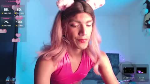 sophi lovely online show from May 25, 2026, 4:13 pm