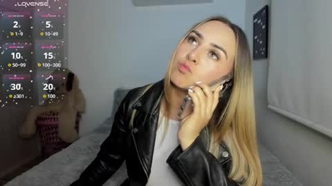 Sofi online show from November 15, 2025, 2:42 am