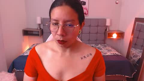  Sophia  online show from September 15, 2025, 1:16 am