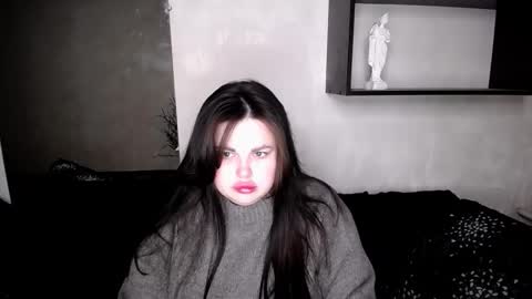 sophia__olsen online show from October 21, 2025, 5:30 am