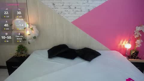 sophia_brunette21 online show from December 5, 2025, 11:19 am