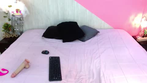 sophia_brunette21 online show from January 11, 2026, 11:37 am