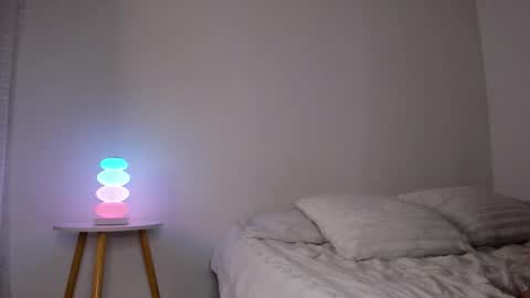 SOPHIA CLARK1 online show from November 21, 2025, 8:18 pm