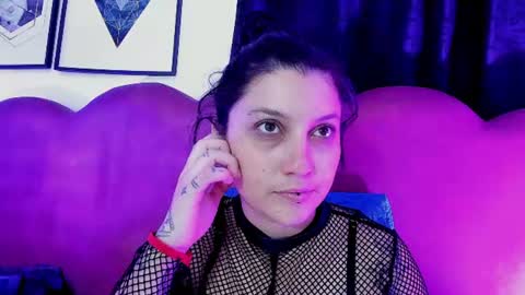 sophia hottie online show from July 12, 2026, 3:47 pm