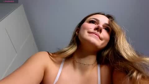 Sophia online show from January 12, 2026, 10:42 am