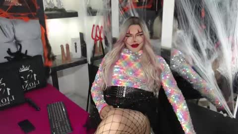 Snapshot of sophia_hott01 chatting on October 31, 2025, 5:14 pm sophia_hott01 online show from October 31, 2025, 5:14 pm