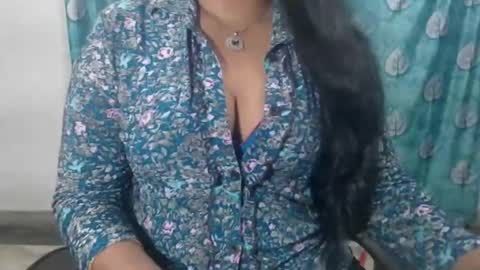 Snapshot of sophia_indian chatting on April 20, 2026, 4:26 am Sophia Tamil online show from April 20, 2026, 4:26 am