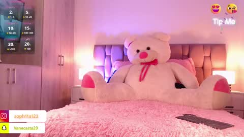 Snapshot of sophia_karsonn chatting on March 5, 2025, 11:27 pm Sophia Carson online show from March 5, 2025, 11:27 pm