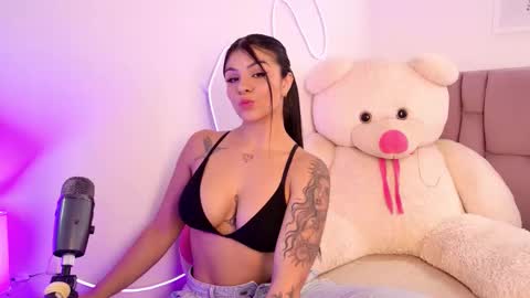 Snapshot of sophia_karsonn chatting on November 6, 2025, 7:04 pm Sophia Carson online show from November 6, 2025, 7:04 pm