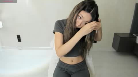 QUEEN OF SQUIRT online show from November 22, 2025, 8:52 pm