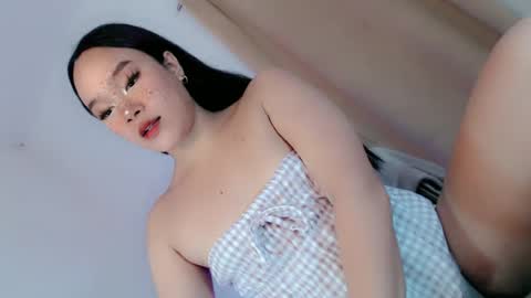 sophia_walker18 online show from July 6, 2026, 4:09 am