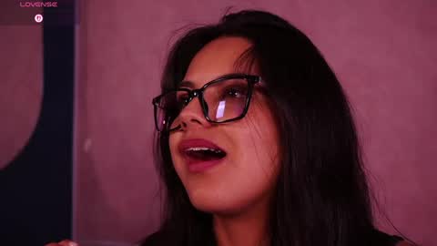 Snapshot of sophia_wilsonn_ chatting on April 29, 2026, 5:30 pm Sofi online show from April 29, 2026, 5:30 pm