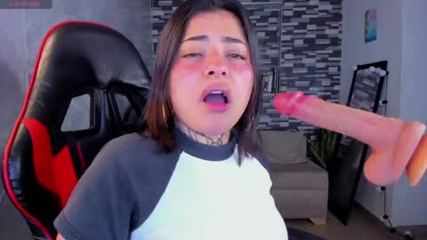 Sophia online show from April 29, 2026, 5:30 pm