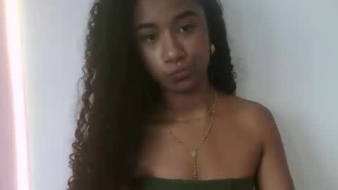 Snapshot of sophiacastro19 chatting on February 23, 2026, 7:44 pm Sophia online show from February 23, 2026, 7:44 pm