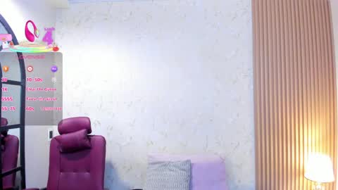 Sophia online show from May 7, 2026, 11:48 am