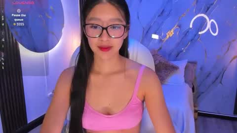 --Sophi-- online show from February 20, 2026, 12:16 pm