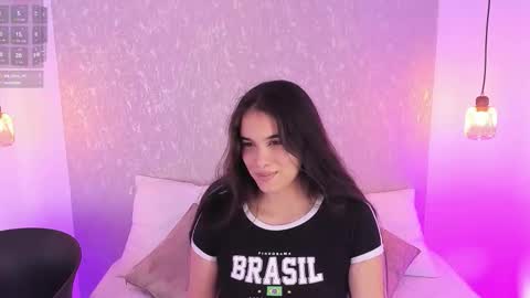 Sophia  online show from November 11, 2025, 6:13 am