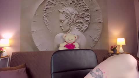 Snapshot of sophiarolly chatting on September 21, 2025, 4:36 am I will be waiting for you on Mon Tue Wed Thu from 3 am to 10 am GMT online show from September 21, 2025, 4:36 am