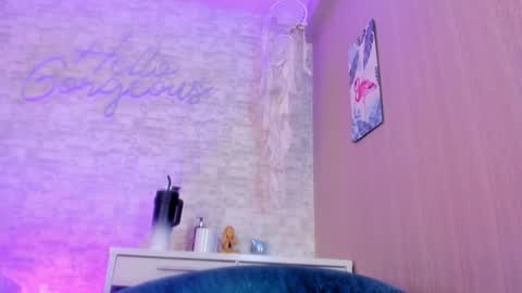 Sofi online show from January 15, 2025, 7:34 pm