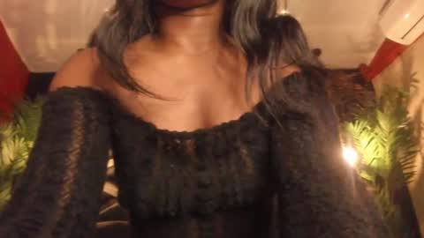 SophiaSmiths online show from March 9, 2025, 3:27 pm