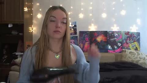 Snapshot of sophiasonata chatting on February 8, 2025, 8:31 am SophiaSonata online show from February 8, 2025, 8:31 am