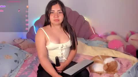 Clara sophia online show from June 17, 2026, 4:15 am
