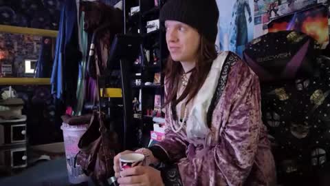 Sophie Satin1980 online show from April 1, 2026, 9:43 am