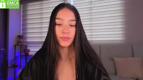 Sophie  online show from January 12, 2026, 2:33 pm