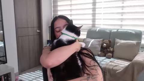 Sophie  online show from July 7, 2026, 3:05 pm