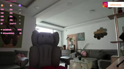 Sophie online show from July 31, 2026, 9:36 pm